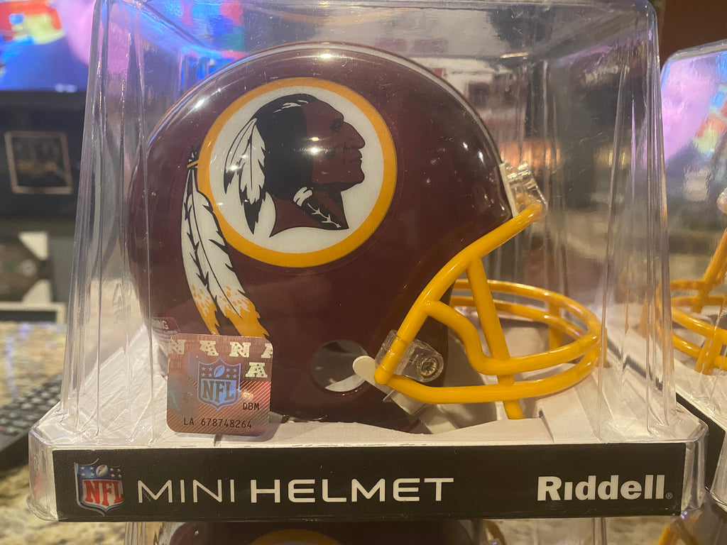 WASHINGTON REDSKINS Riddell ProLine VSR-4 Mini Football Helmet – SPORTSCRACK WASHINGTON REDSKINS Riddell ProLine VSR-4 Mini Football Helmet – SPORTSCRACK