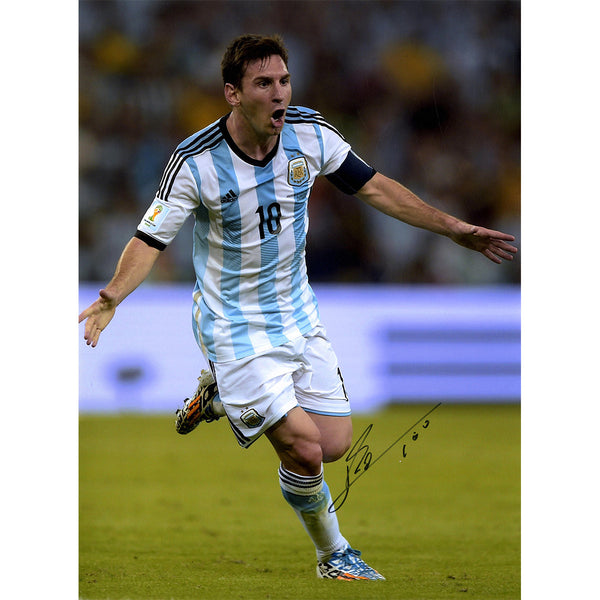 Leo Messi Signed Argentina World Cup Goal 12 x 16 Photo