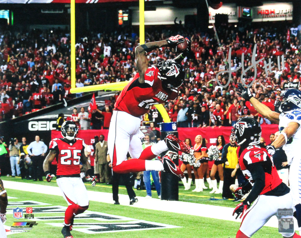Julio Jones Signed Atlanta Falcons 16x20 NFL Photo "Endzone Leap"