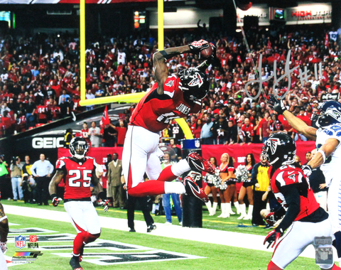 Julio Jones Signed Atlanta Falcons 16x20 NFL Photo "Endzone Leap"